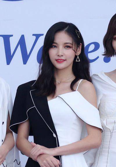 蒋申_赵粤_许佳琪