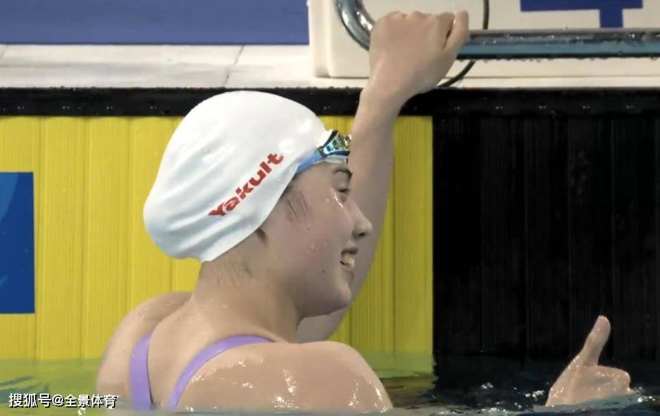 3分59秒67！中国队4×100混合泳接力夺冠，张雨霏收获大运第9金