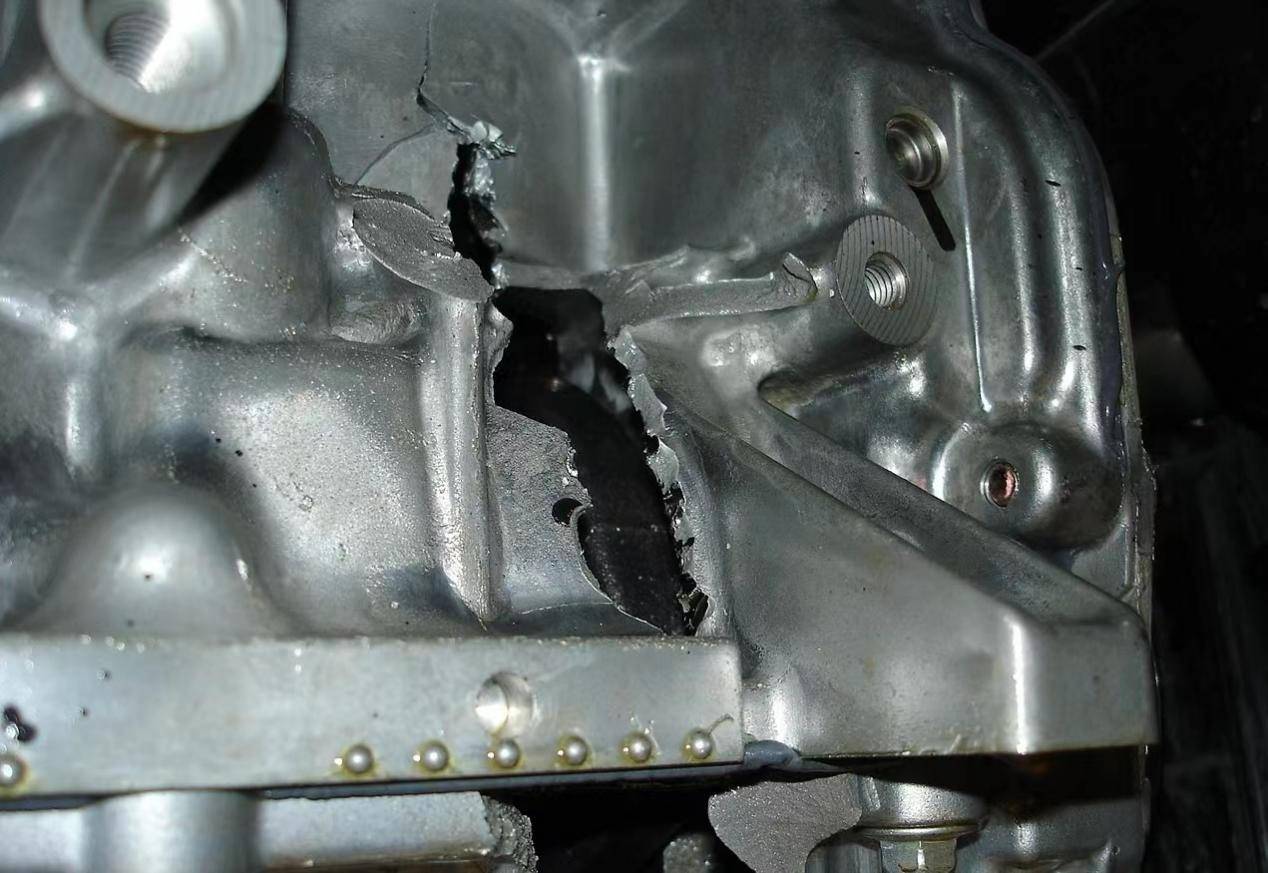 燃油_蓄电池_发动机