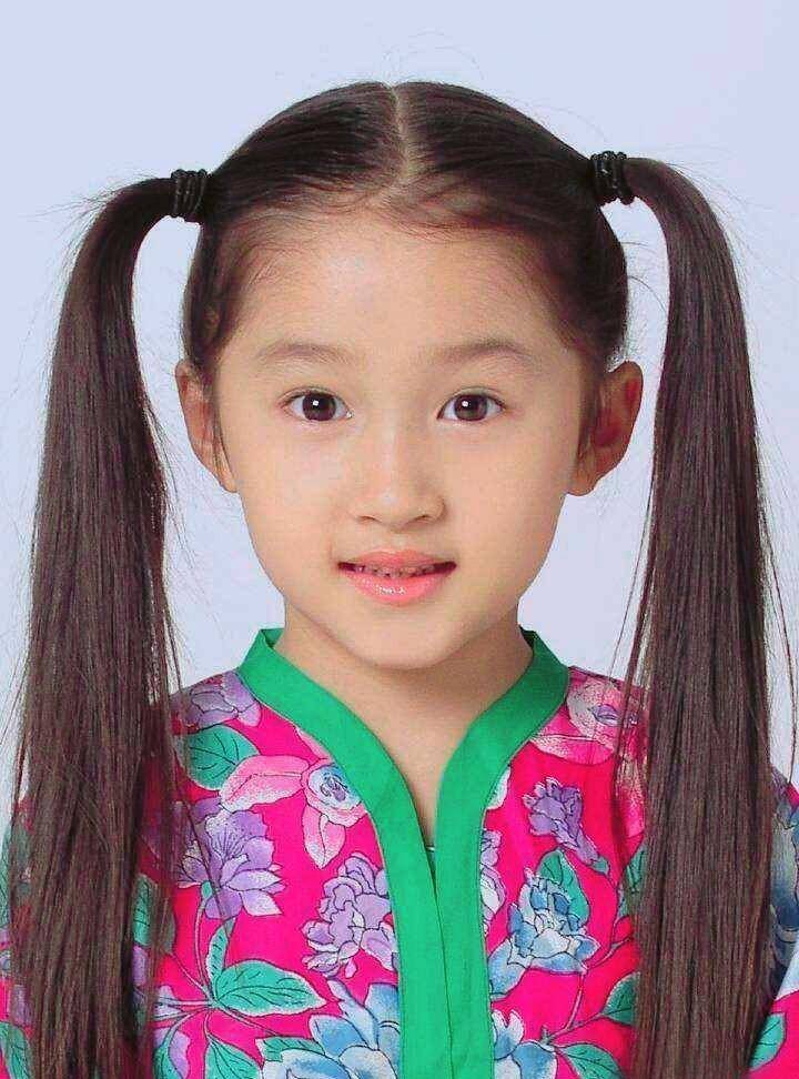 八九十年代内地9位女童星,人生处境各不相同,有人当红有人沉寂_沈洁
