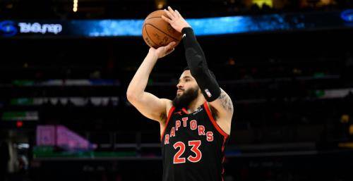 这是金州拉文的搞笑瞬间,也是勇士高开低走的赛季缩影_库里_杜兰特