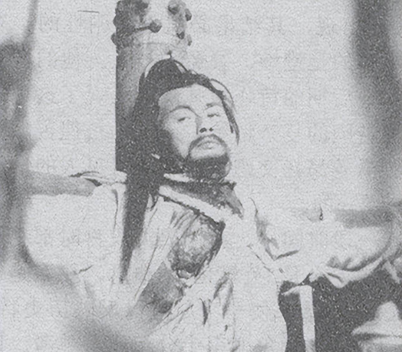 明末名将袁崇焕,被崇祯凌迟处死,他是自取灭亡还是遭人陷害?