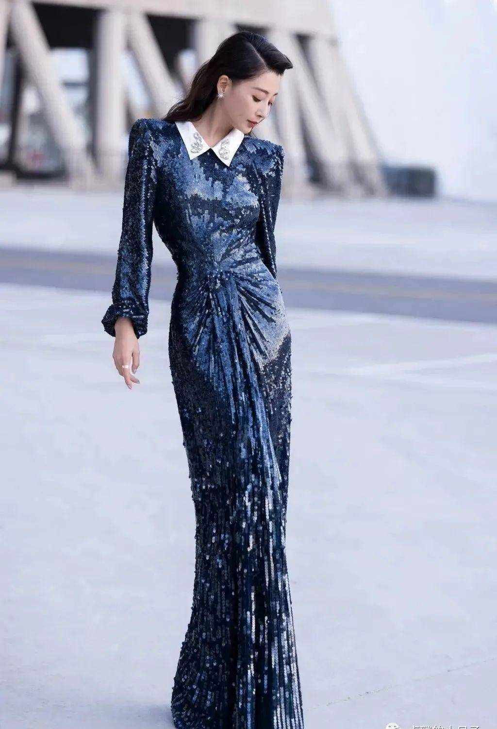 43岁殷桃再获金鹰奖,优雅尽显,这一次终于不再陪跑了_礼服_造型_高定