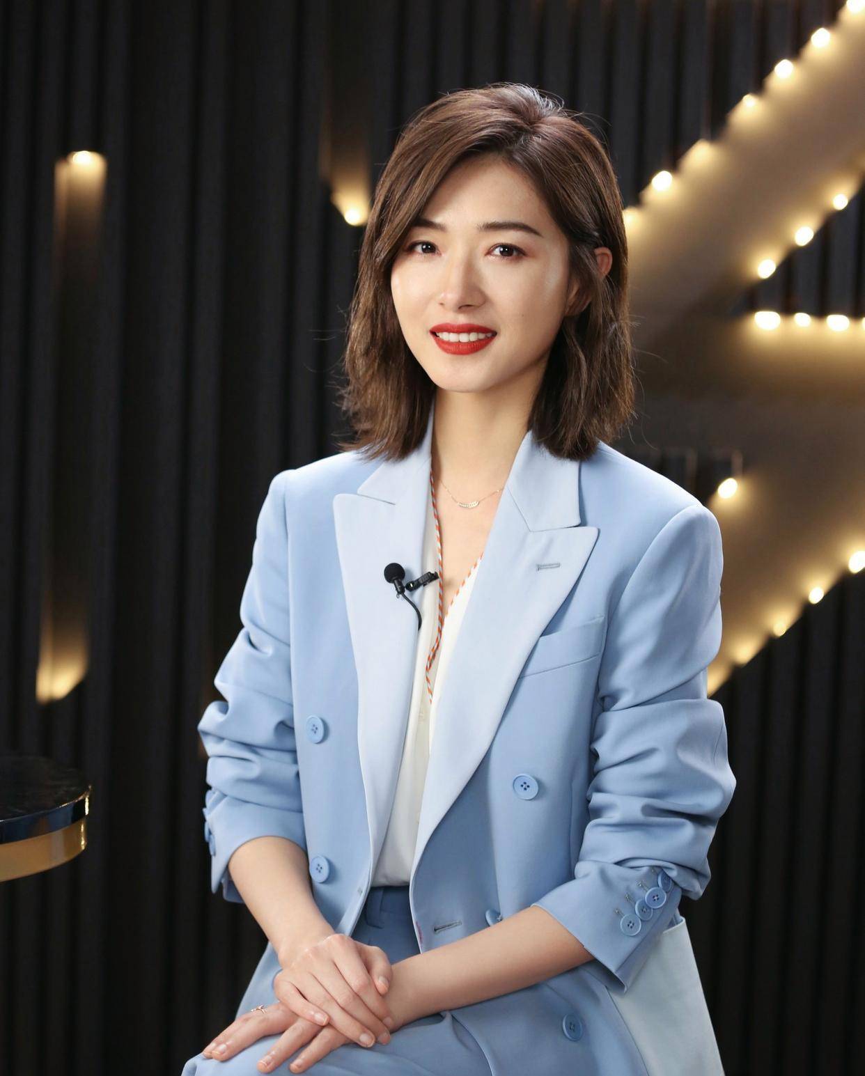 万茜说经常吃黄晓明家饭,cue王耀庆来演夜总会老板_剧本_游戏_民国