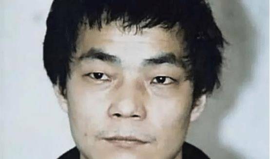 曾考进公安大学,闭关钻研2年,一夜盗走68件文物_父母_公安学校_玩具