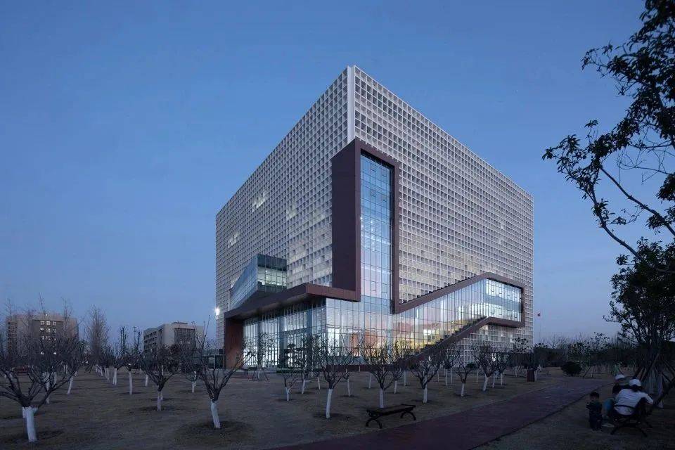 漯河食品职业学院图书信息综合楼 | 消化知识的容器_建筑_空间_设计方