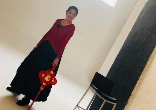 60岁的倪萍瘦了,风采不减当年,减肥对于明星来说太重要了_儿子_时候