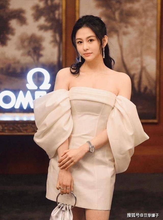 翁虹女儿刘莳,被封为「最美星二代」!_美少女_外界_模样