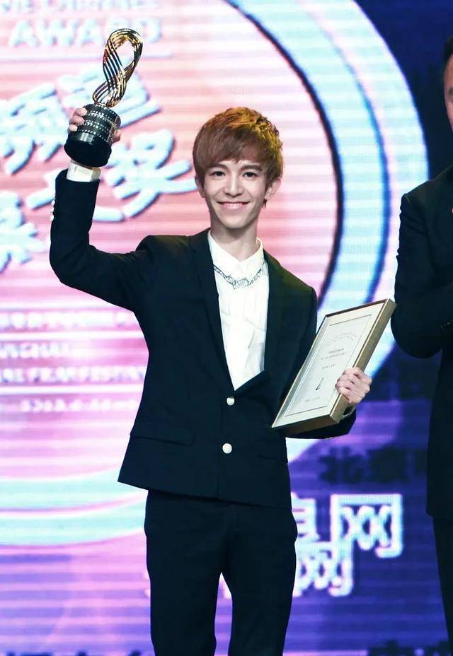 在手里捏了两年,郭敬明终于把它卖出去了_爵迹_电影_票房