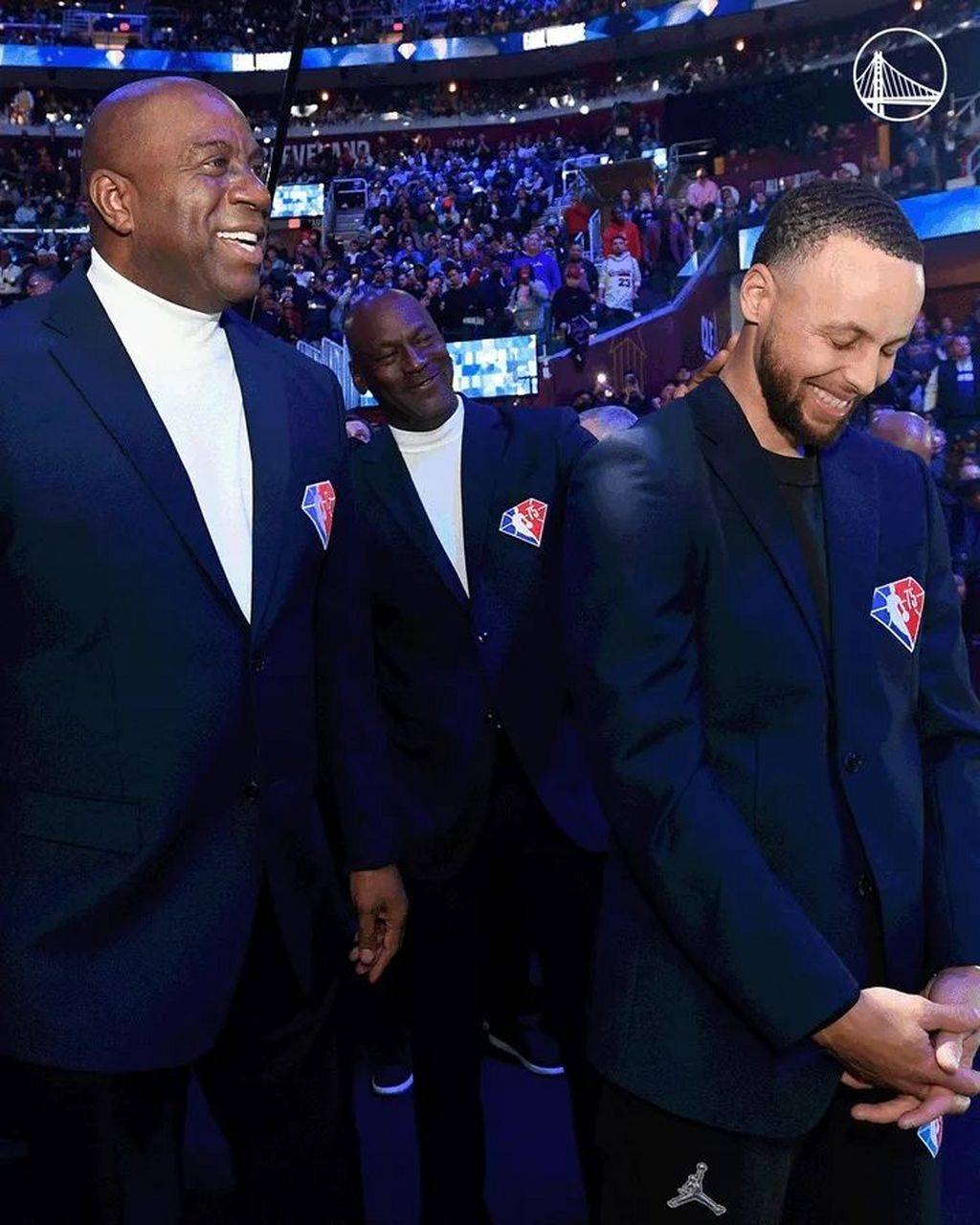 一次助攻王都没有,却有两个得分王,库里能算历史第一控卫吗?