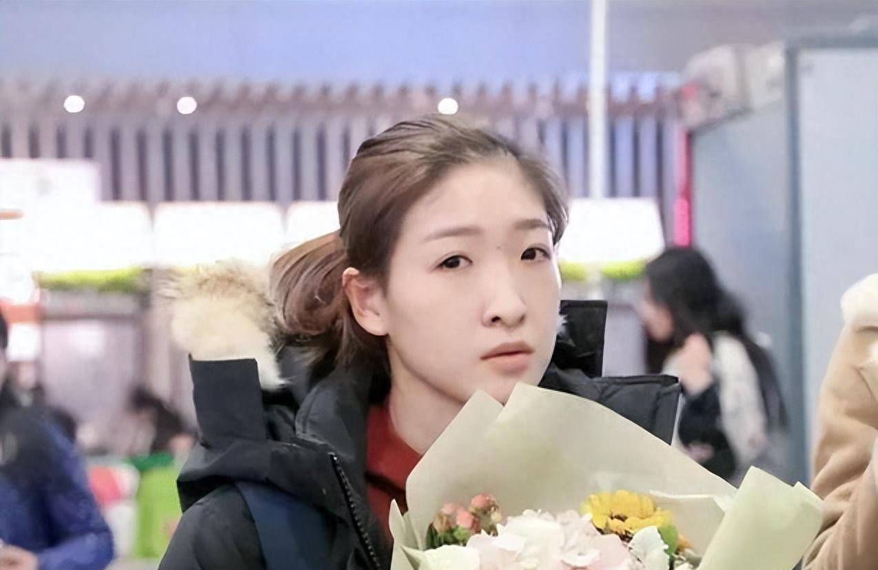 或许是在方博,周雨等人的带动下,国外t联赛也加入了外协选手的行列