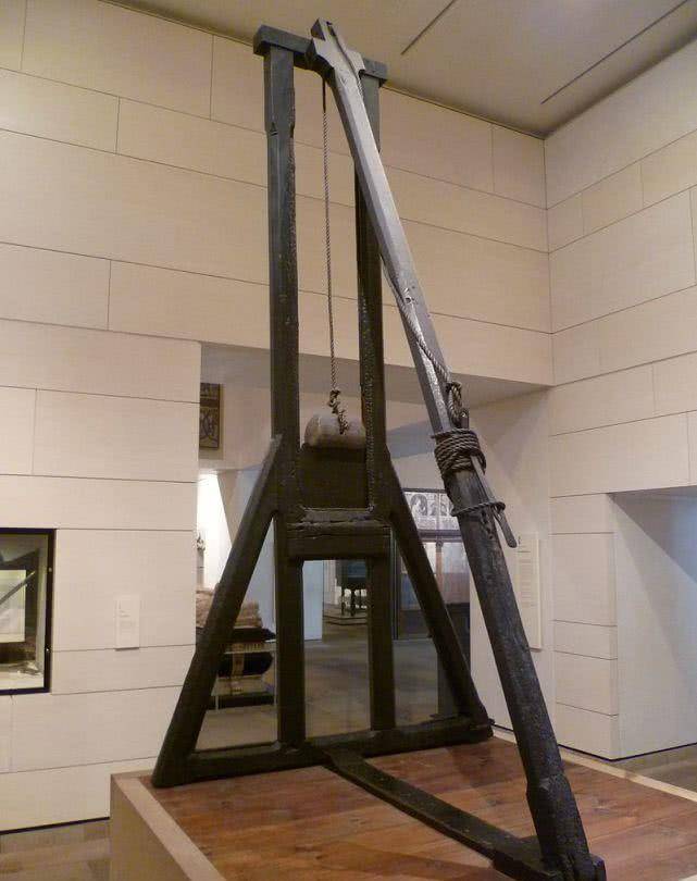 欧洲断头台的历史(二)_革命_机器_法国