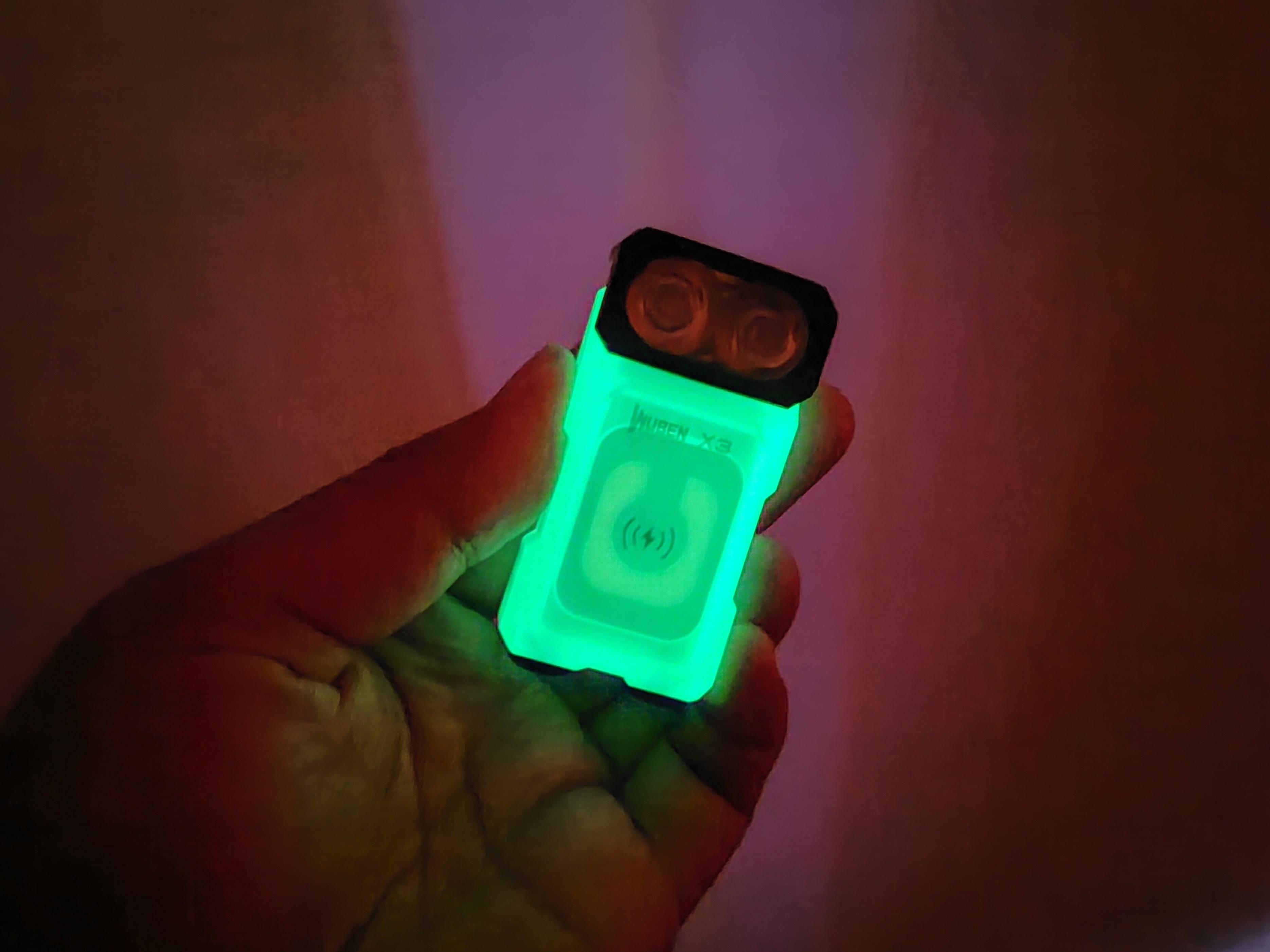 务本X3猫头鹰多功能EDC随身灯:造型可爱,身材迷你,挂绳是亮点