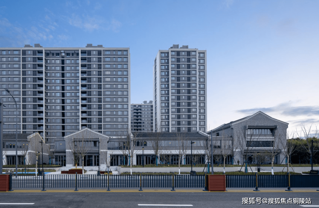 首页:余姚金茂绿城·春澜璟园售楼处电话丨24小时电话丨售楼地址丨