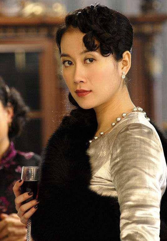 43岁温峥嵘出道20余年,独自守护,美好如初_电视剧_生活_演技