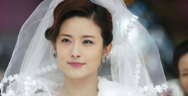 张铎,徐百卉主演的《风云年代》是一部有野心的谍战剧,展现的不是一