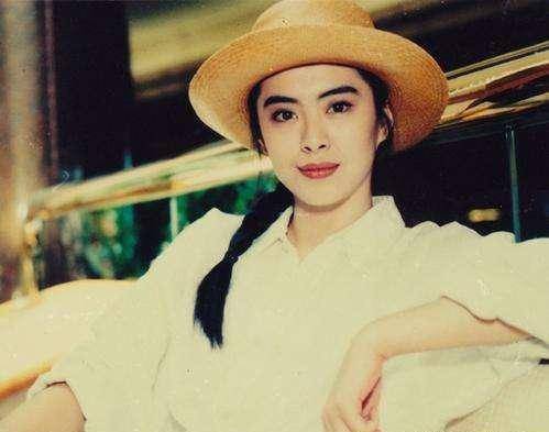 51岁周慧敏近照曝光,又一香港美人迟暮,身材发福皮肤松垮下垂_倪震