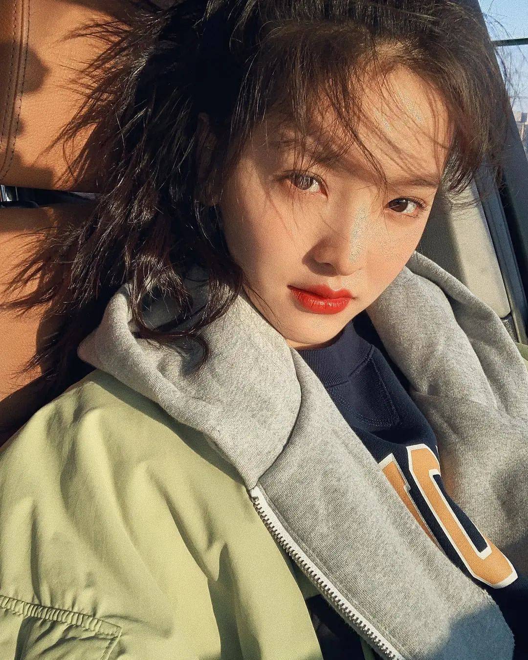 内娱女明星 | 章若楠ins 微信头像