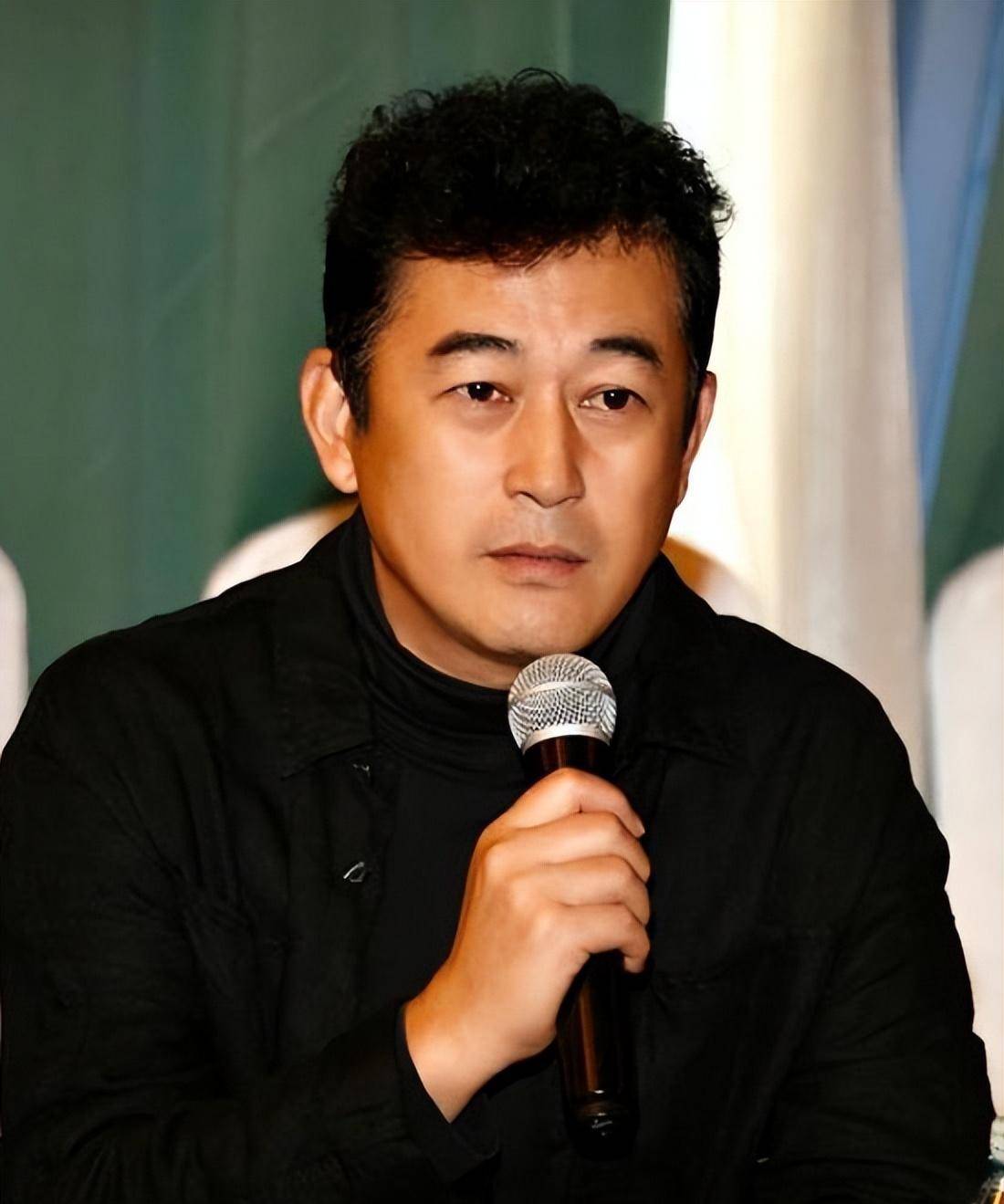 04王志飞的悲伤,是被儿子王也治愈的.