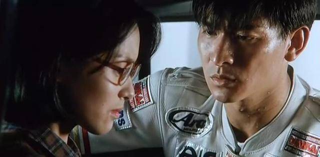 尔冬升怼哭郭敬明不过分,他的爱情电影吊打《小时代》和《爵迹》_香港