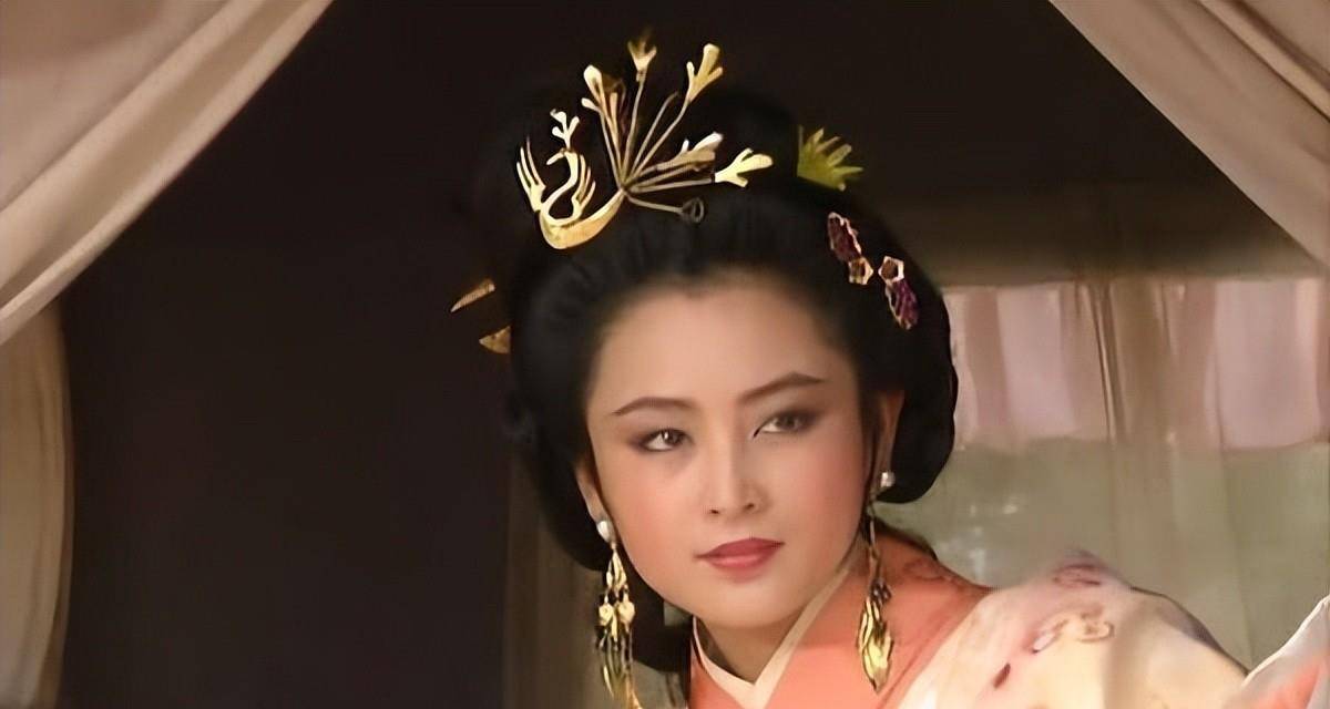 红颜祸水邹夫人,曹操为她败宛城_曹丕_貂蝉_甄宓