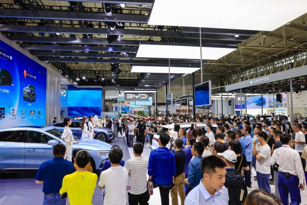 豫见产业新未来畅想智驾新生活2023第十五届郑州国际车展升格启航