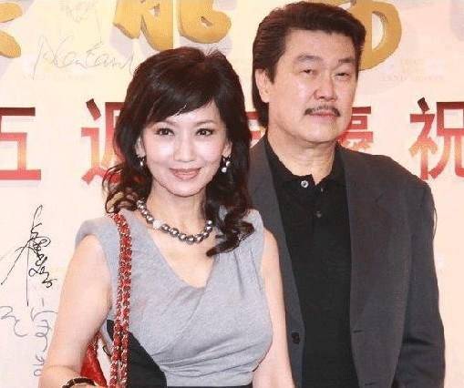 分手32岁再婚的赵雅芝:大胆试错,才能走出精彩人生_黄锦燊_婚姻_工作