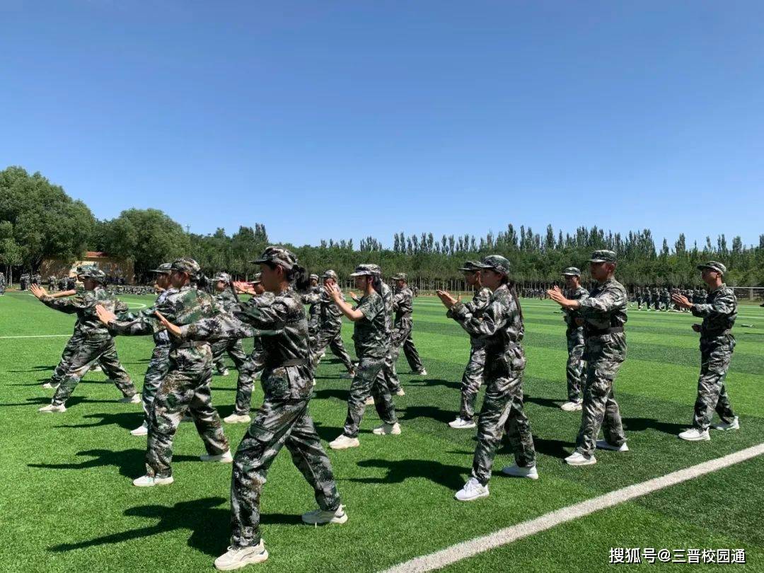 太原市第十九中学校2023级高一新生国防教育军训纪实_生活_高中_青春