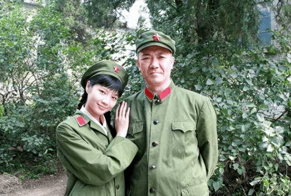 知名演员李幼斌的"消失",才是娱乐圈的"悲哀"_张瑞琪_李野萍_父母