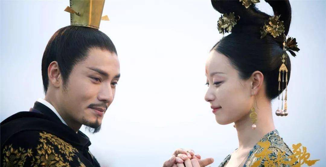 倪妮第一部电视剧是与陈坤联袂主演的《天盛长歌》.