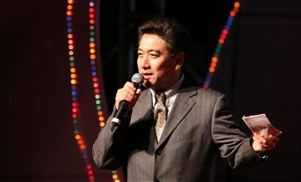 2003年伊拉克本土爆发战争,水均益再次担任战地记者的工作,但是由于在