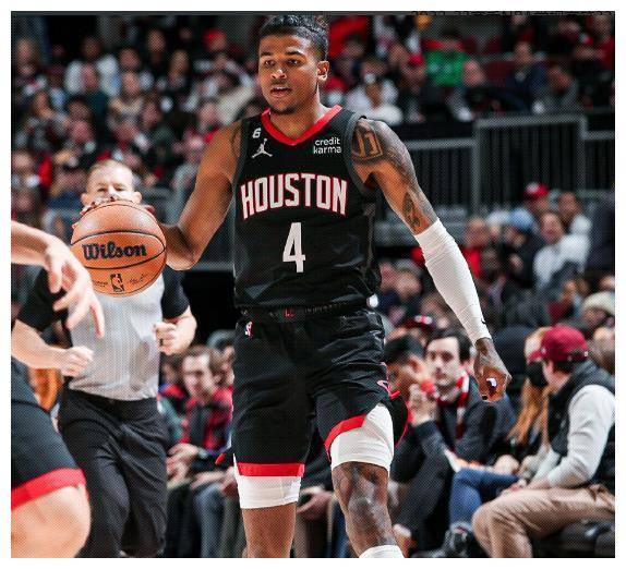 不必再增重了?队记曝火箭队对杰伦格林态度:状态 体型2项皆满意