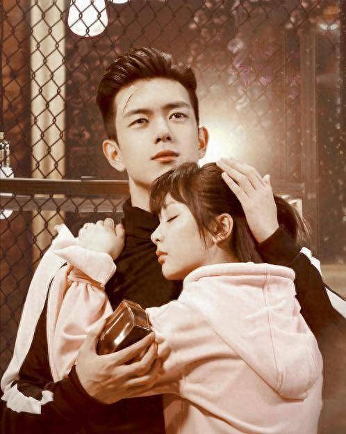 钟楚曦_性格_男友