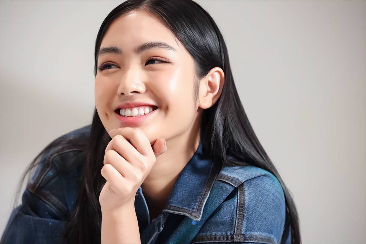 《哭悲》《八尺门》雷嘉汭神似混血女星!