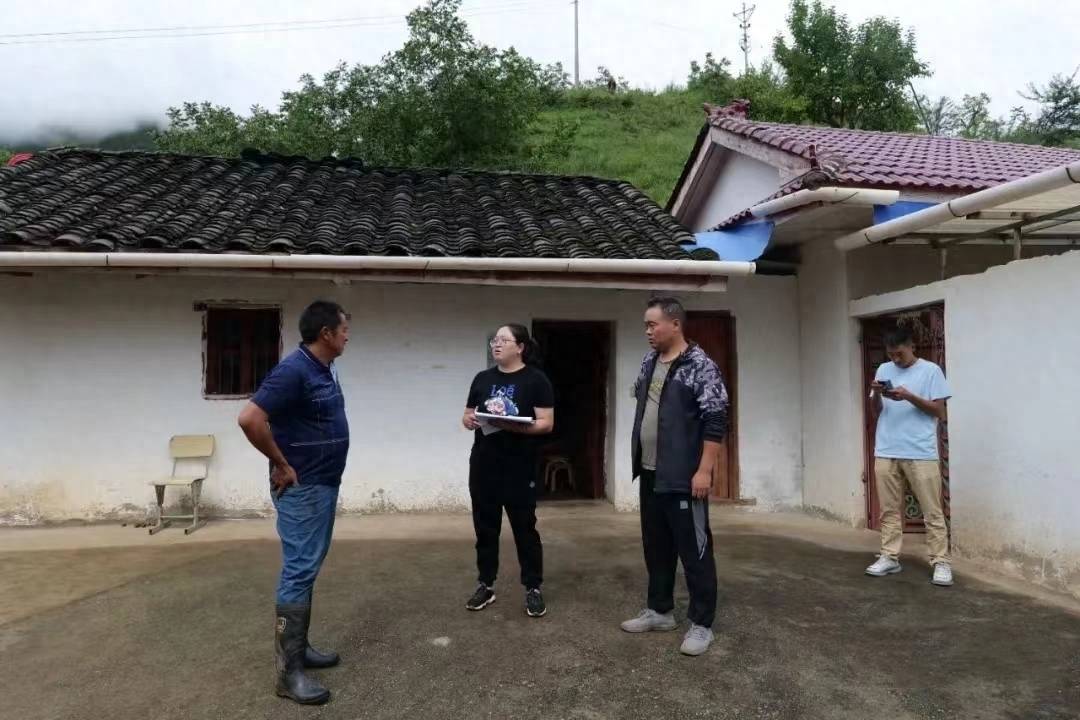 木里县各乡镇扎实做好防汛防地灾工作