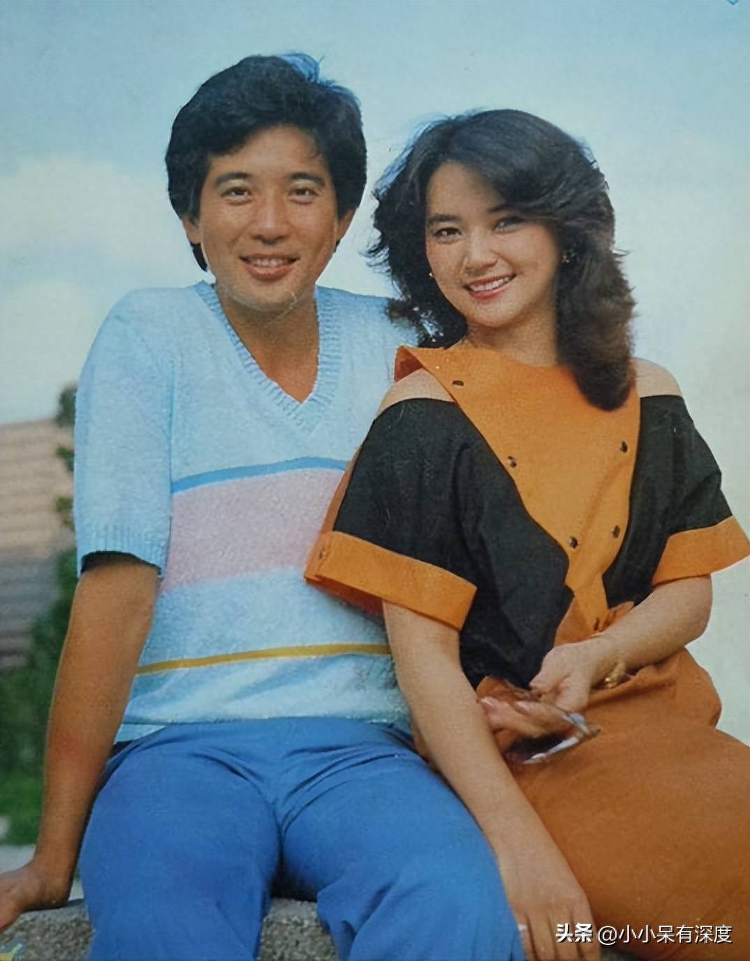 秦汉78岁了,状态不好,单身未婚,他的书架上,还有林青霞的旧照_琼瑶