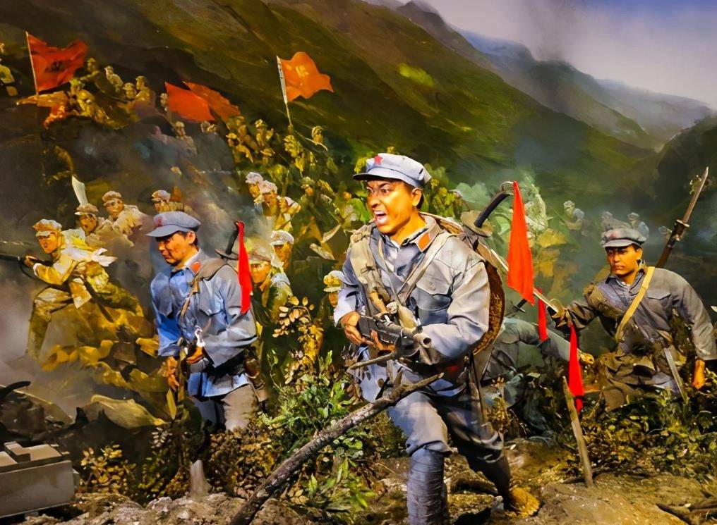 当年他是师长他是师政委,20年后政委当了上将,师长却是大校_周时源