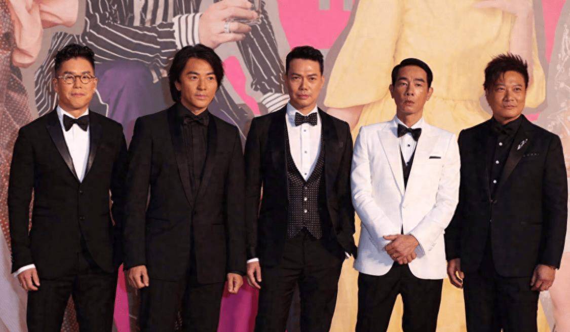 "乌鸦哥"分享聚餐视频,陈小春竟意外出镜,这次不会掀桌子了吧_张耀扬