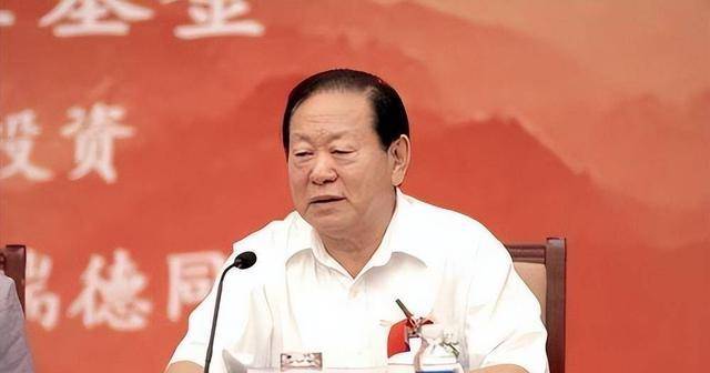 他曾任山西省委书记,在任期间为民断案,捐献半年工资修路_富国_道路