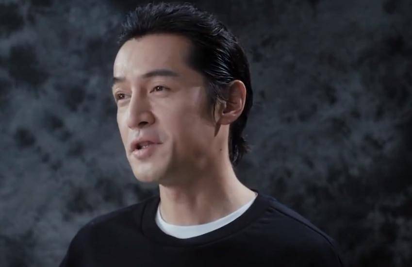 胡歌究竟怎么了!17年前遭遇或是重中之重_薛佳凝_张冕_事情
