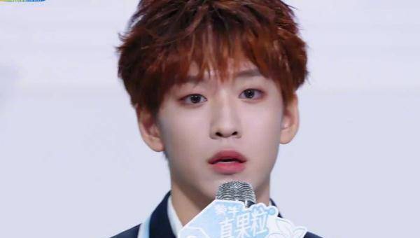 余景天父母争议事件后,现身上班向粉丝致歉,网友喊话赶紧退赛!