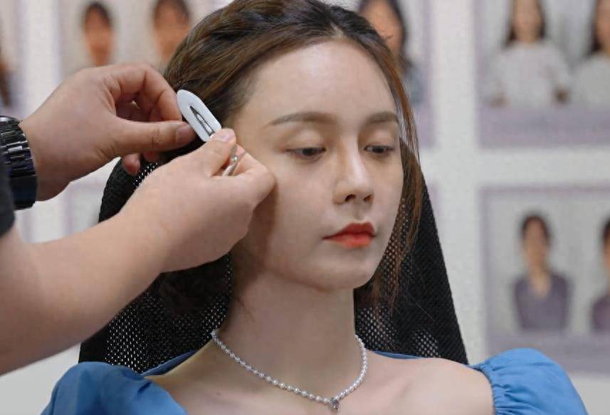 沈梦辰综艺中卸妆,没了粉丝和浓重眼妆后,真实颜值藏不住了_节目_皮肤