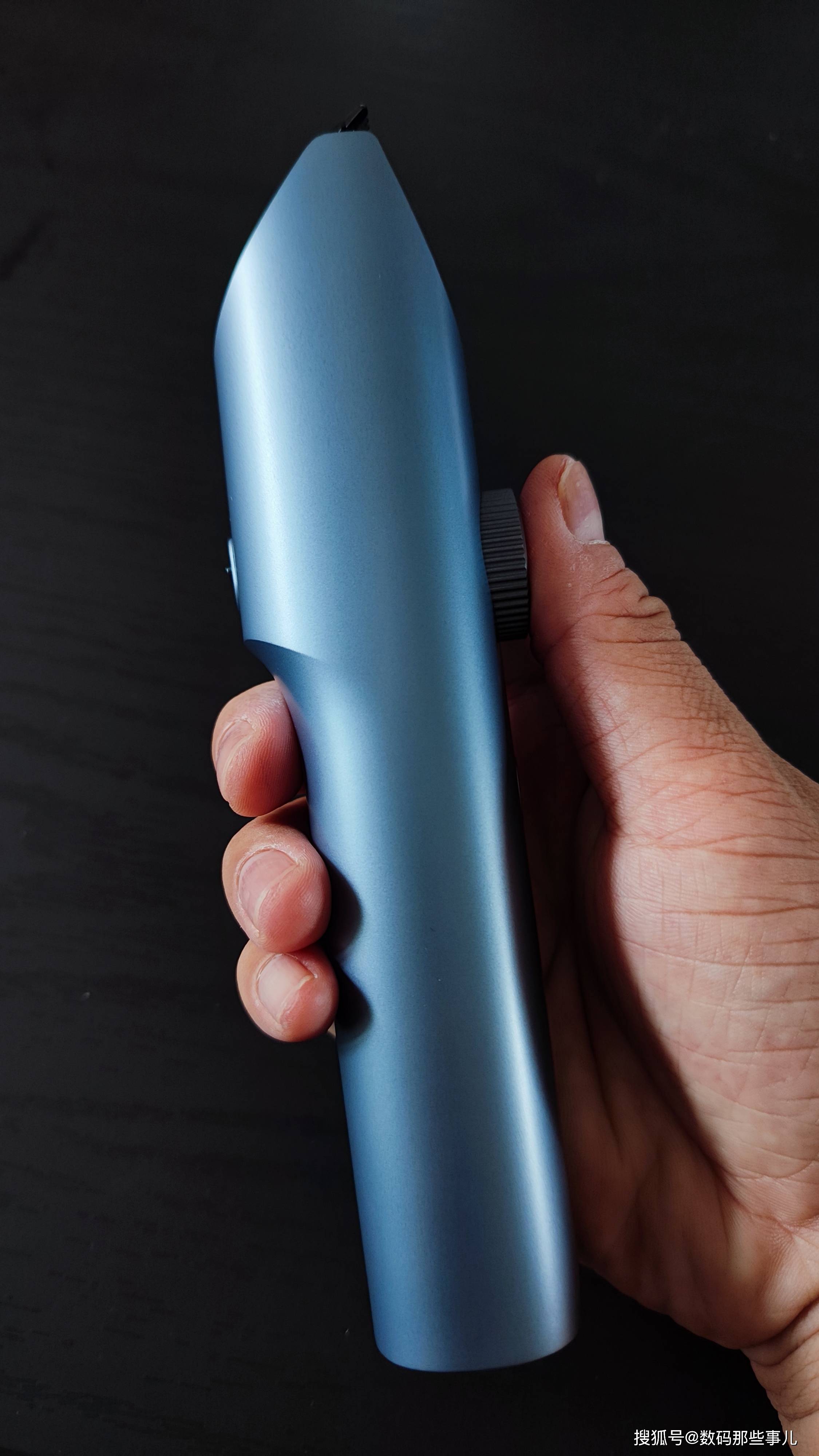 精致,简约,助你成为颜值担当——米家理发器2_产品_小米_调整