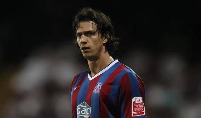 31岁入选国家队,40岁落叶归根,平凡的伟大_冯特_赛季_葡萄牙