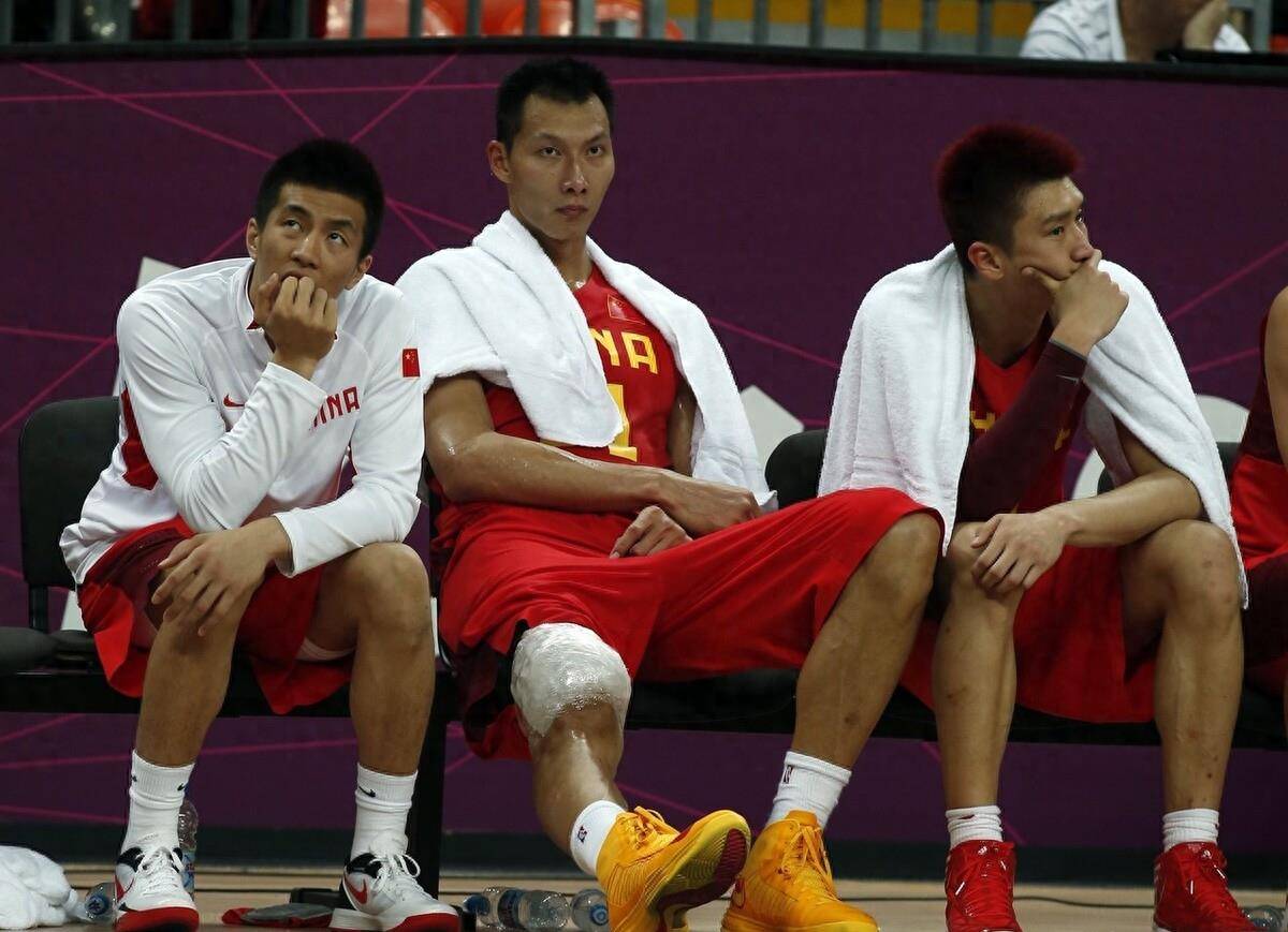 王仕鹏:终于等到你了 欢迎加入退休大队 退役后的生活同样精彩_易建联