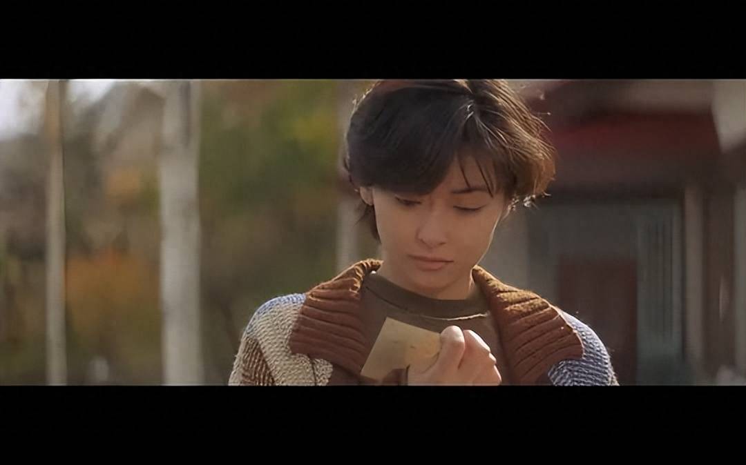 岩井俊二的"二月物语"《情书》:不同的青春往事与回忆_爱情_角色_表演