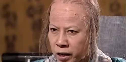 裘千尺被困深潭十多年,只靠棵枣树可能吗?