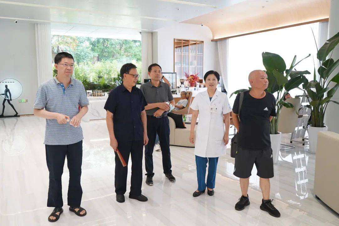 亨特医疗携手四川省农业农村厅第四第七支部开展《衰老与抗衰老》健康