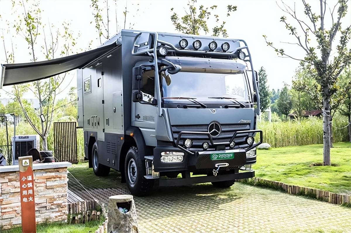 宇通全新奔驰atego重卡房车,前置卫生间全新布局_搜狐汽车_搜狐网