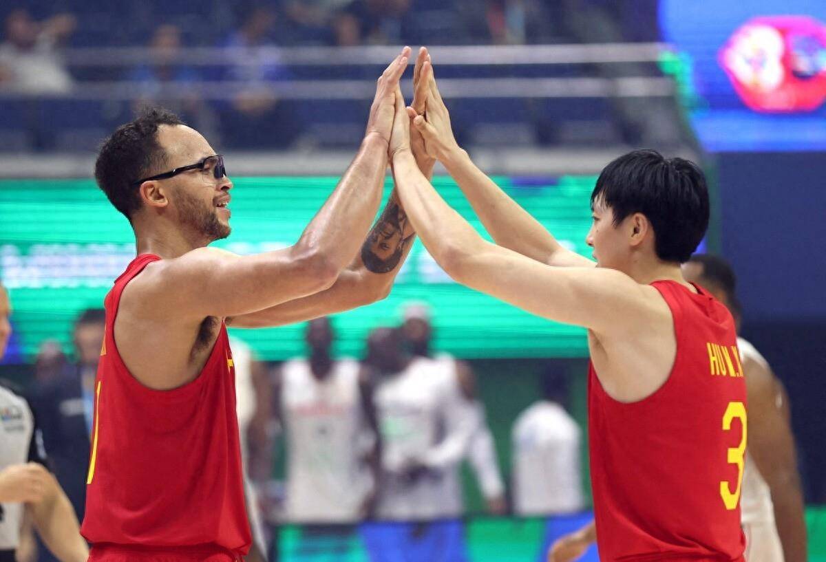 中國男籃世界杯首勝！保留奧運會希望